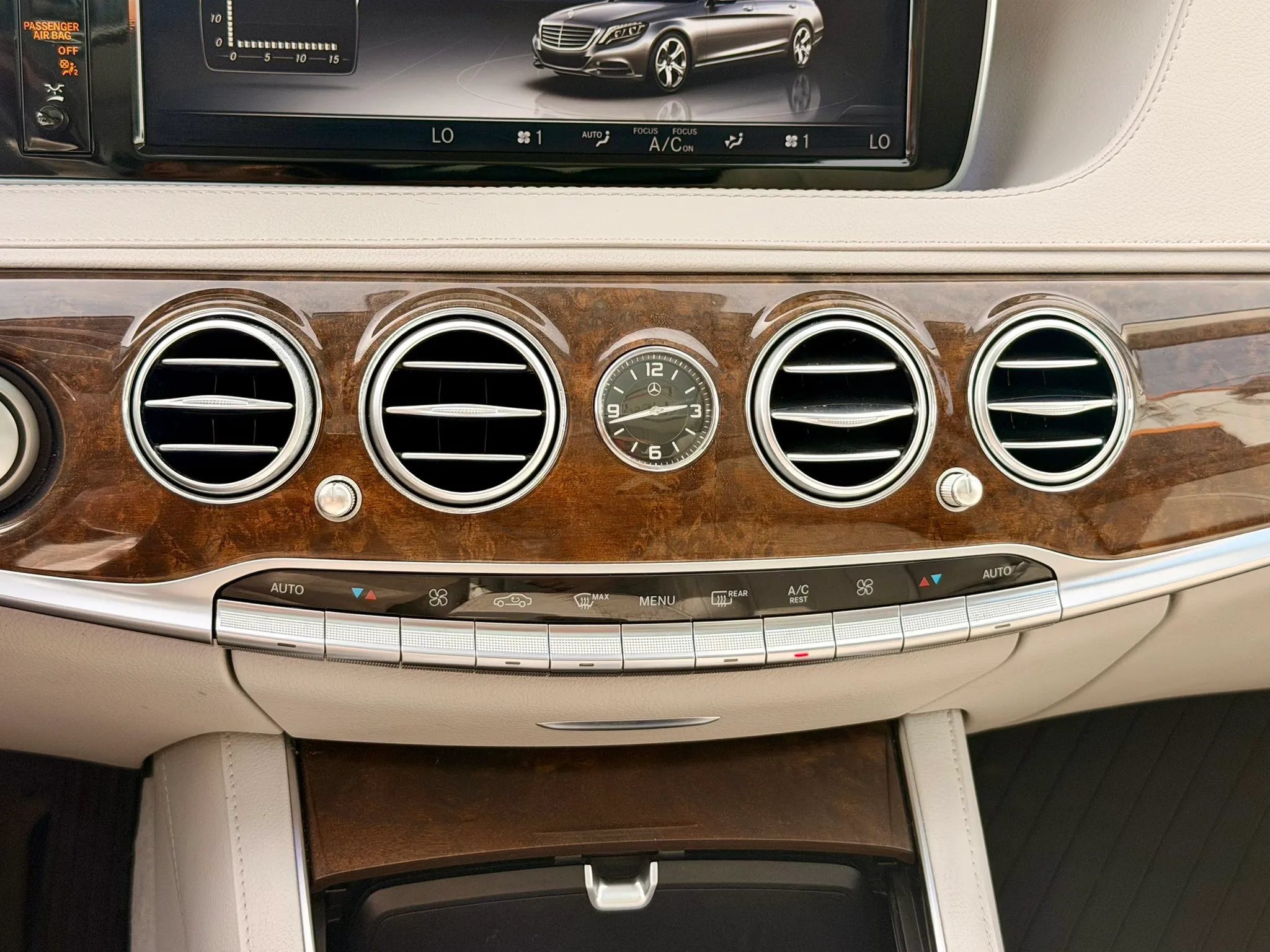 Used 2015 Mercedes-Benz S 550 4MATIC Sedan image 21