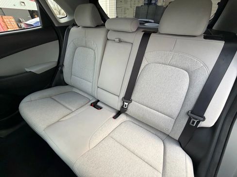 Used 2023 Hyundai Kona SE image 16