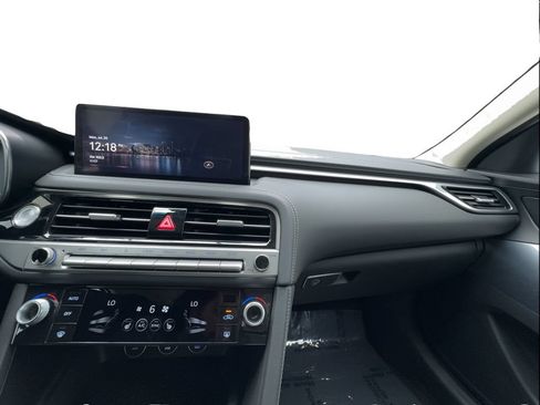 Used 2026 Genesis G70 2.5T RWD image 43