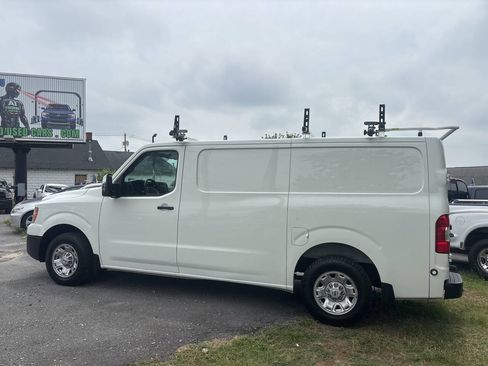 Used 2021 Nissan NV 2500 SV RWD image 9