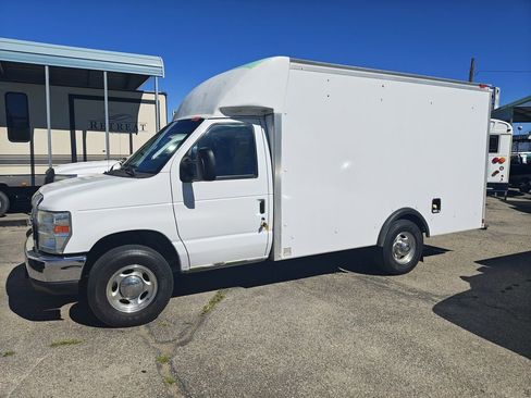Used 2013 Ford E-350 and Econoline 350 Super Duty w/ PWR Locks & Windows Group image 1