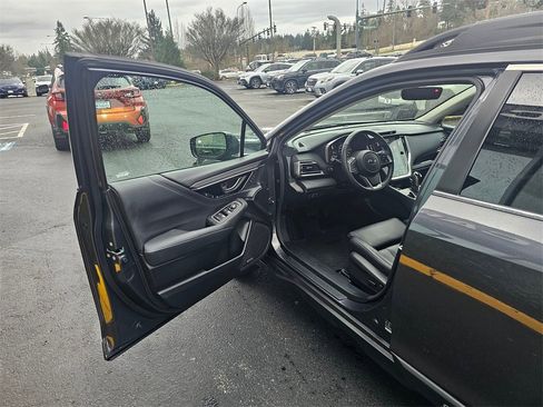 Used 2023 Subaru Outback Limited image 20