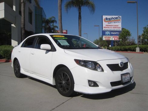 Used 2010 Toyota Corolla S image 8