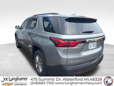 Used 2023 Chevrolet Traverse LT image 12
