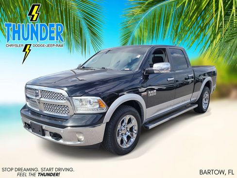 Used 2016 RAM 1500 Laramie w/ Convenience Group AWD/4WD image 2
