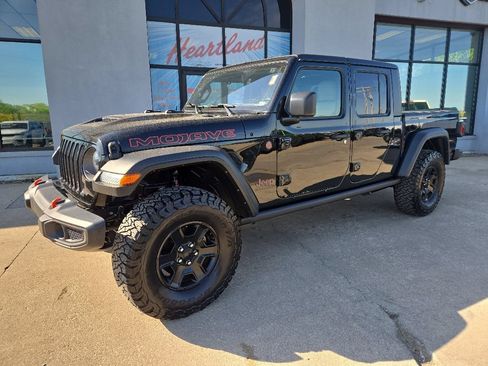 Used 2023 Jeep Gladiator Mojave w/ Cold Weather Group AWD/4WD image 4