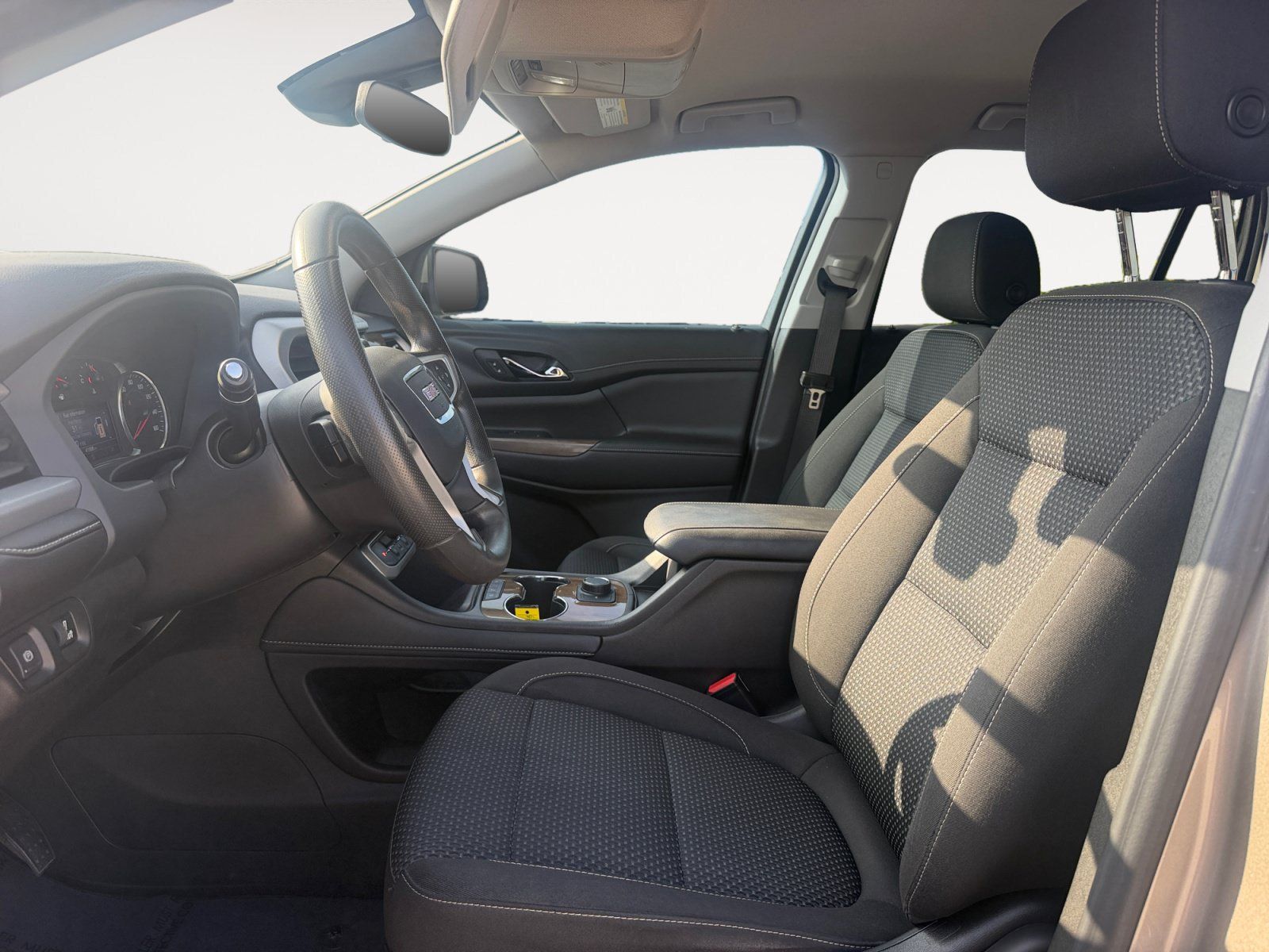 Used 2022 GMC Acadia SLE FWD image 19