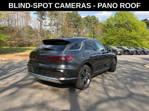 Used 2023 Genesis Electrified GV70 Advanced image 2