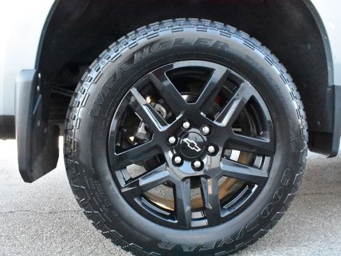 Certified 2024 Chevrolet Silverado 1500 RST w/ Convenience Package II image 26