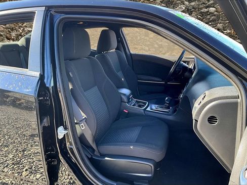 Used 2023 Dodge Charger SXT image 7