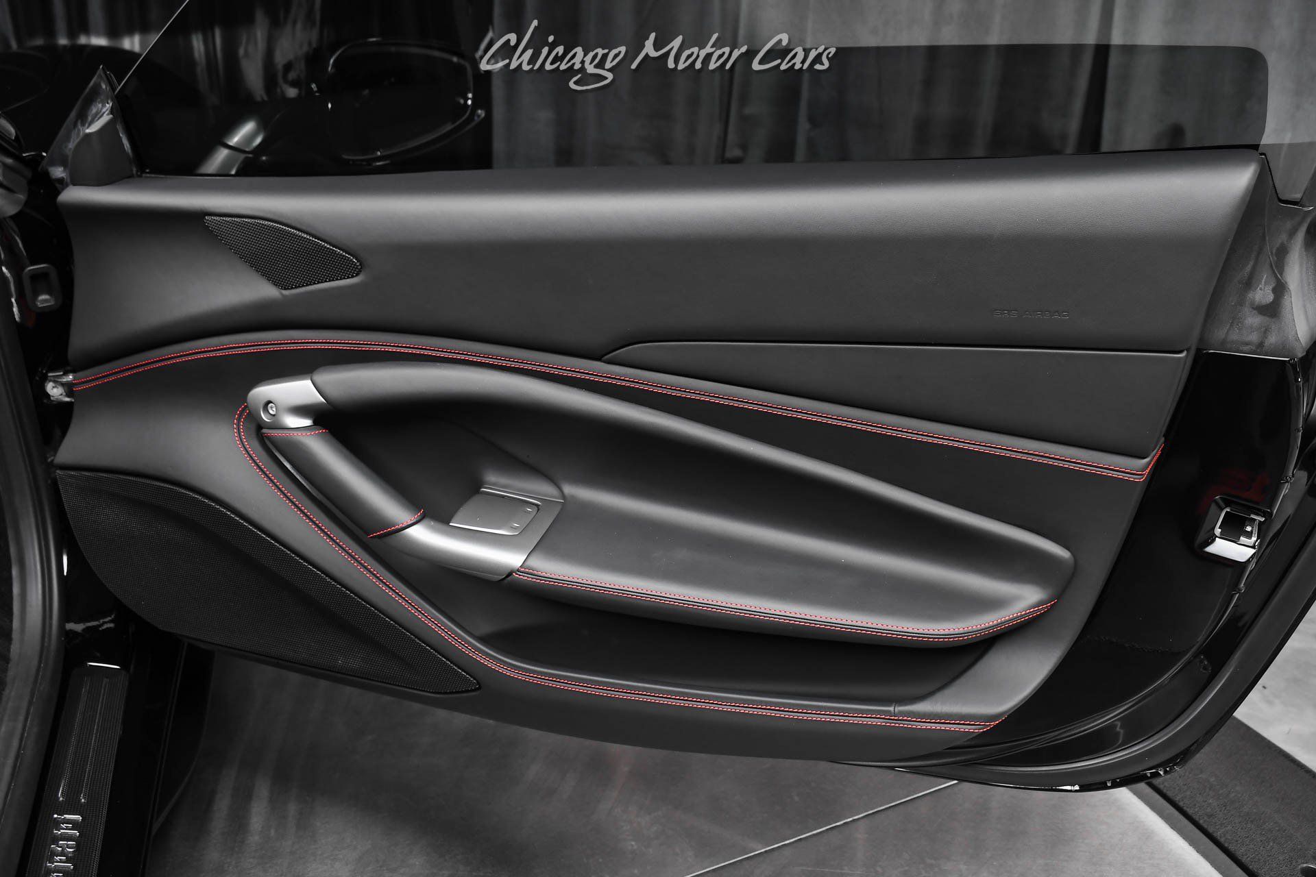 Used 2021 Ferrari F8 Tributo RWD image 31