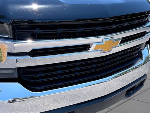 Used 2021 Chevrolet Silverado 1500 LT AWD/4WD image 29