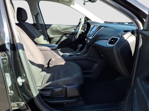 Used 2020 Chevrolet Equinox LT image 11