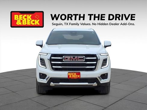 New 2026 GMC Yukon XL Elevation image 2