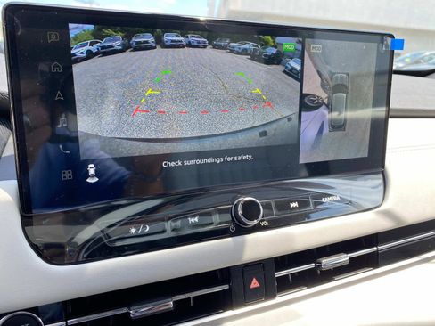 New 2025 Mitsubishi Outlander AWD image 11