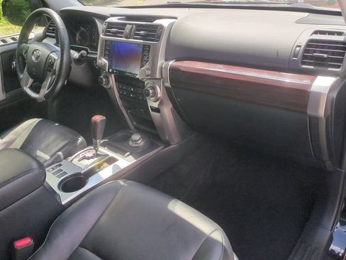 Used 2024 Toyota 4Runner Limited AWD/4WD image 30