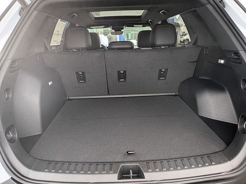 New 2026 Chevrolet Equinox ACTIV w/ Convenience Package III AWD/4WD image 28