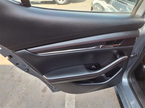 Used 2024 MAZDA MAZDA3 s image 8