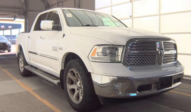 Used 2015 RAM 1500 Laramie w/ Convenience Group AWD/4WD image 2