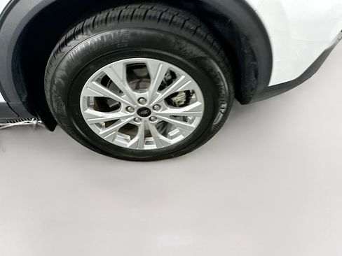 Used 2024 Ford Escape Active image 11