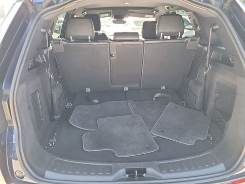 Used 2021 Land Rover Discovery Sport S image 19