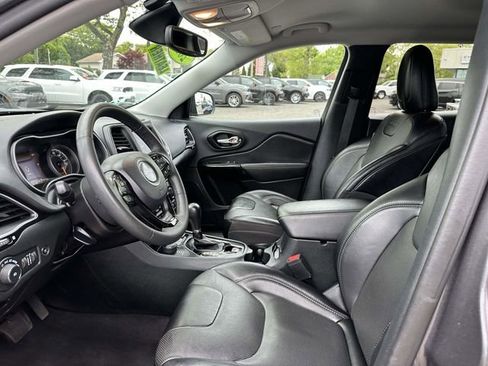 Used 2023 Jeep Cherokee Altitude Lux AWD/4WD image 10