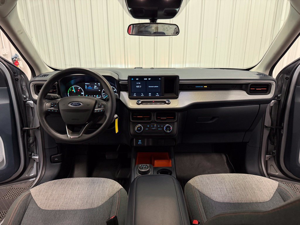 Used 2022 Ford Maverick XLT FWD image 36