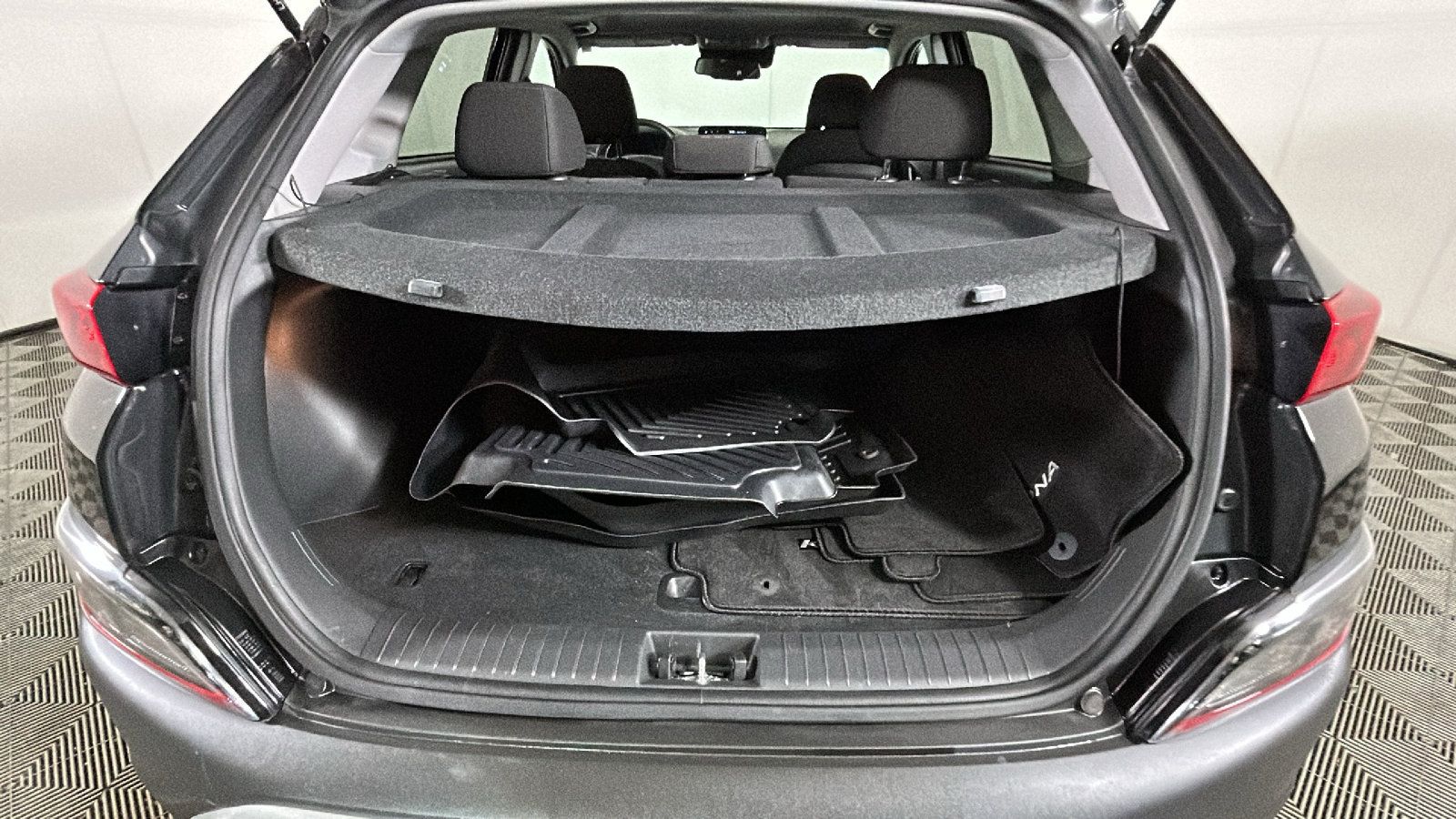 Certified 2023 Hyundai Kona SEL w/ Convenience Package FWD image 36