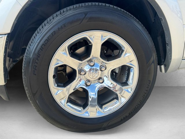 Used 2016 RAM 1500 Laramie AWD/4WD image 25