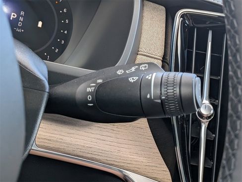 New 2026 Volvo XC90 B6 Plus w/ Protection Package Premier image 36