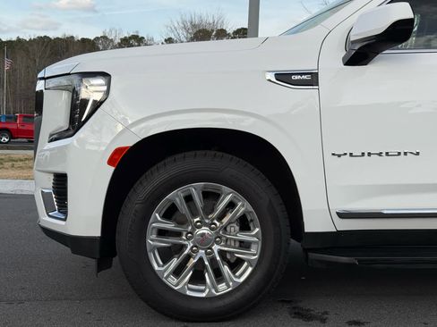 Used 2024 GMC Yukon SLT image 11