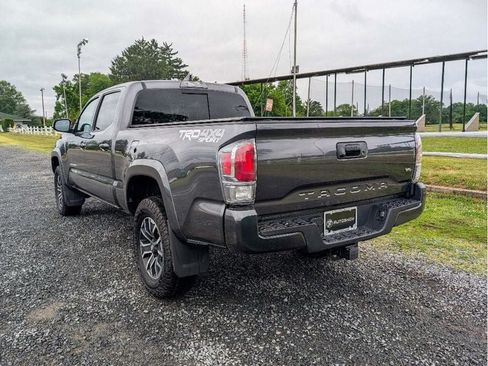 Used 2021 Toyota Tacoma TRD Sport AWD/4WD image 8