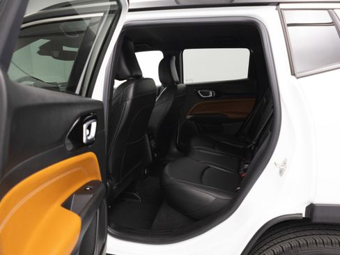 Used 2024 Jeep Compass Limited AWD/4WD image 23