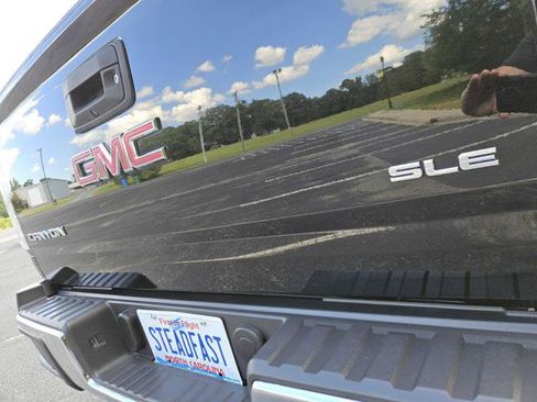 Used 2016 GMC Canyon SLE w/ SLE Convenience Package RWD image 12