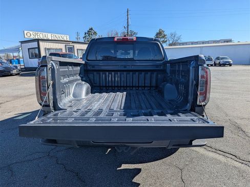 Used 2016 Chevrolet Colorado LT w/ LT Convenience Package image 7