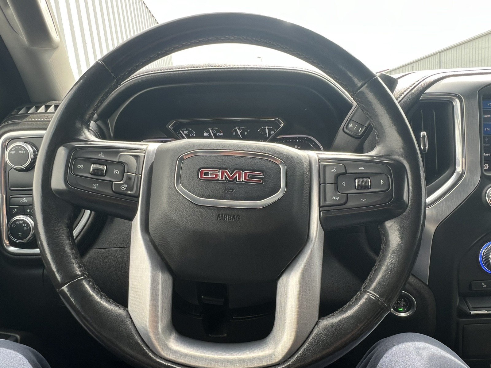 Used 2021 GMC Sierra 1500 SLE RWD image 25