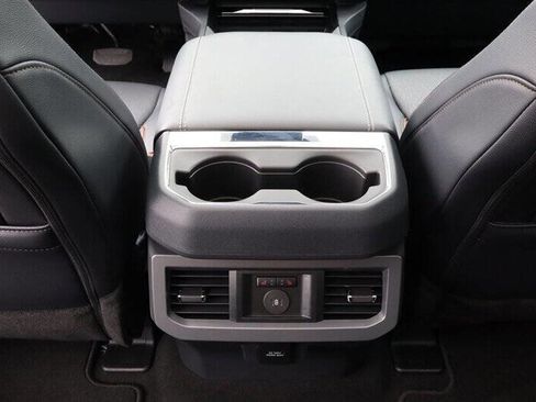 Used 2026 Ford F450 Lariat AWD/4WD image 30