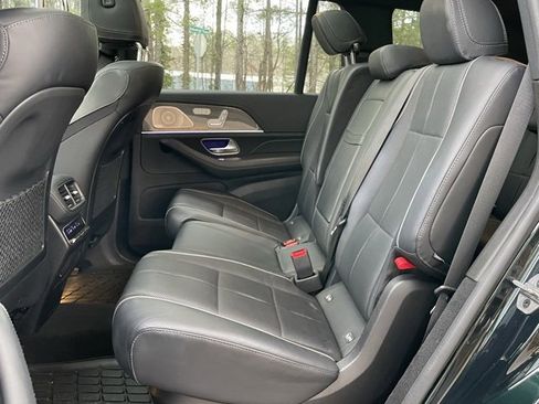 Used 2021 Mercedes-Benz GLS 580 4MATIC image 15