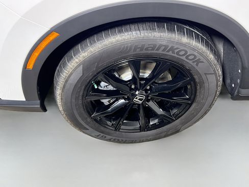 Used 2025 Honda CR-V Sport-L image 14