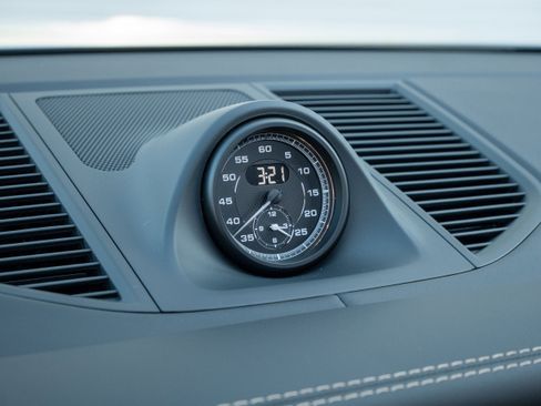 New 2026 Porsche Macan S image 25