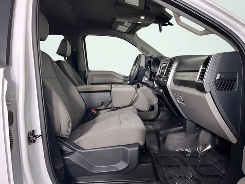 Used 2022 Ford F350 XLT w/ XLT Value Package AWD/4WD image 16