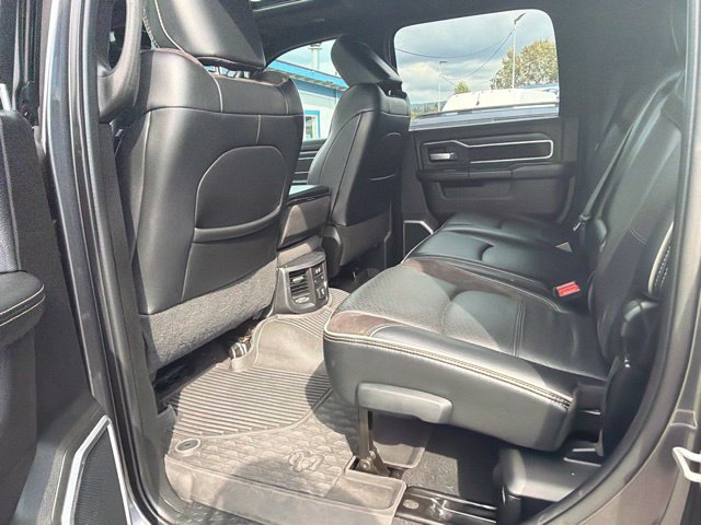Used 2023 RAM 3500 Laramie AWD/4WD image 16
