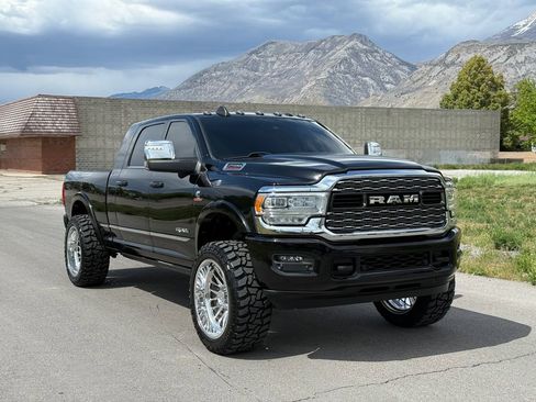 Used 2023 RAM 2500 Limited AWD/4WD image 1