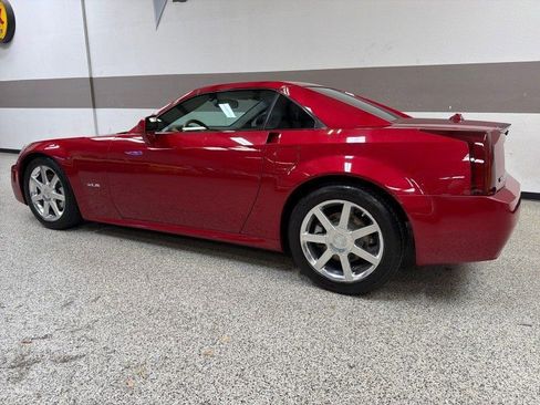 Used 2004 Cadillac XLR RWD image 6