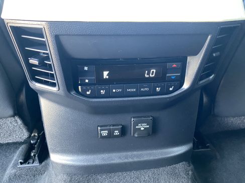 Used 2023 Toyota Sequoia Capstone AWD/4WD image 18