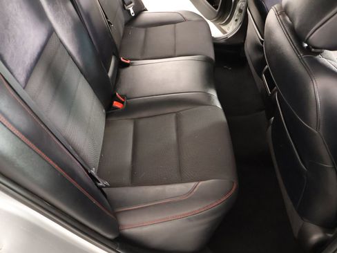 Used 2016 Toyota Camry SE FWD image 13