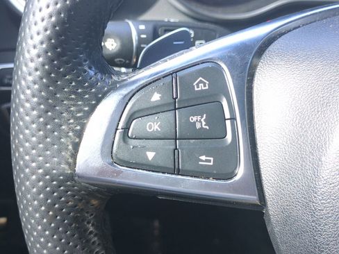 Used 2018 Mercedes-Benz GLC 300 image 30