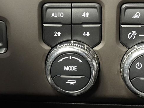 Used 2025 GMC Sierra 3500 Denali image 25