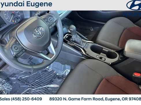 Used 2024 Toyota Corolla SE FWD image 11