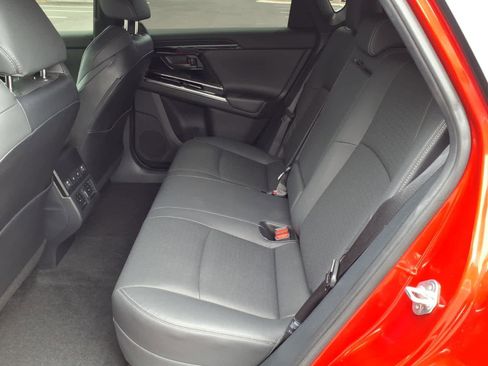Certified 2023 Subaru Solterra AWD image 31